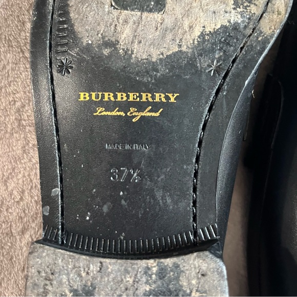 Black Burberry loafer - Picture 2 of 4